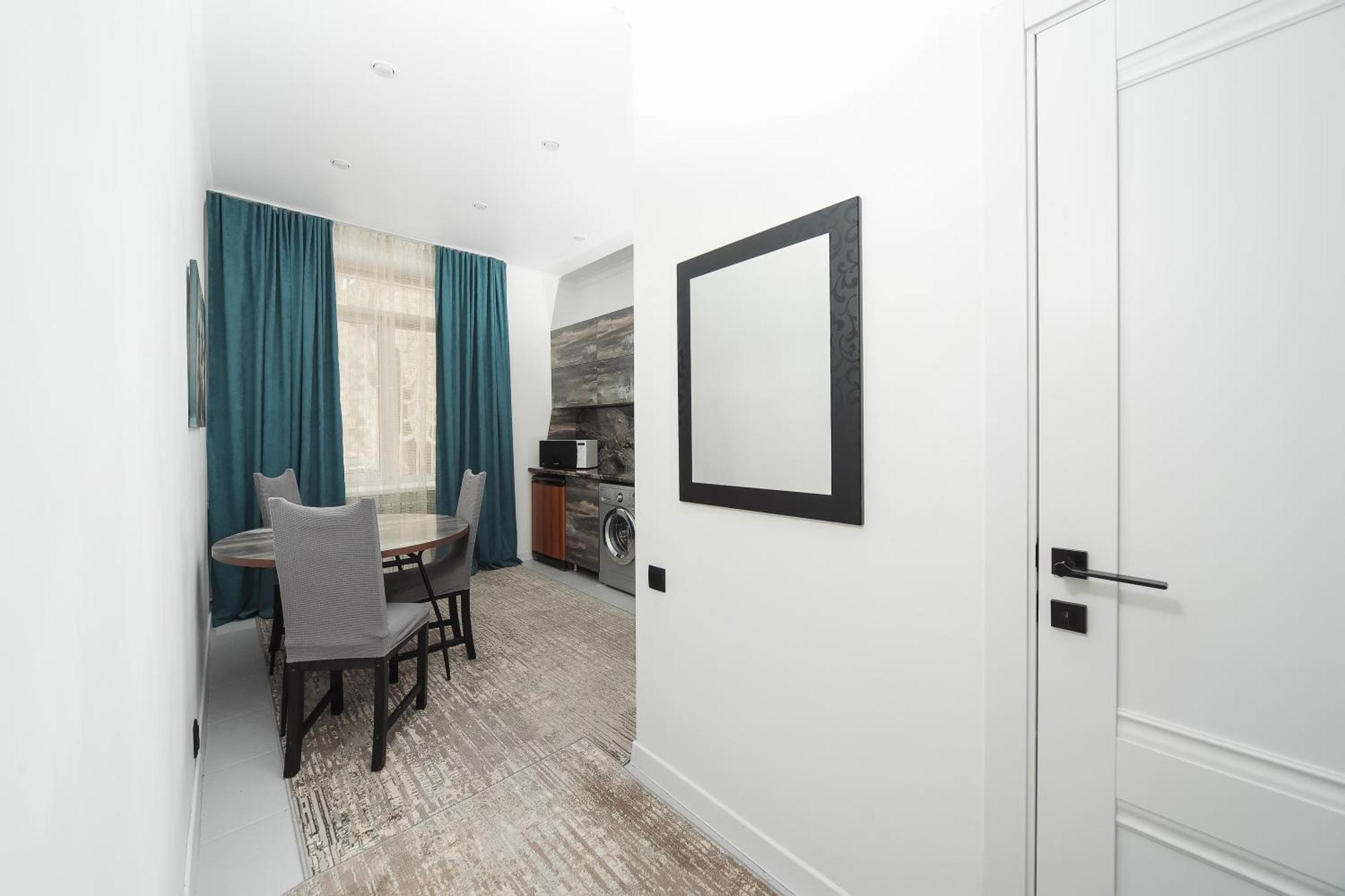 люкс крупская 78 Apartment